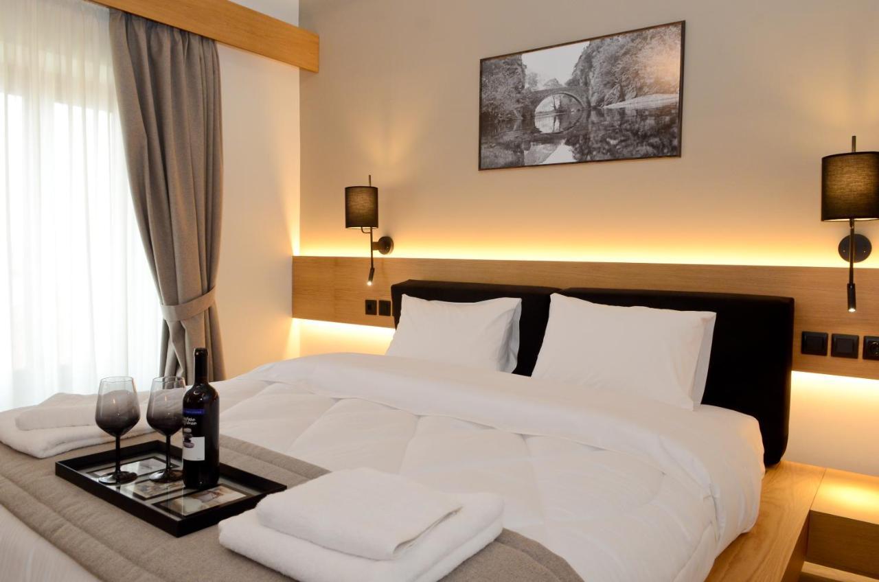 Roloi Suites Nafpaktos Bagian luar foto