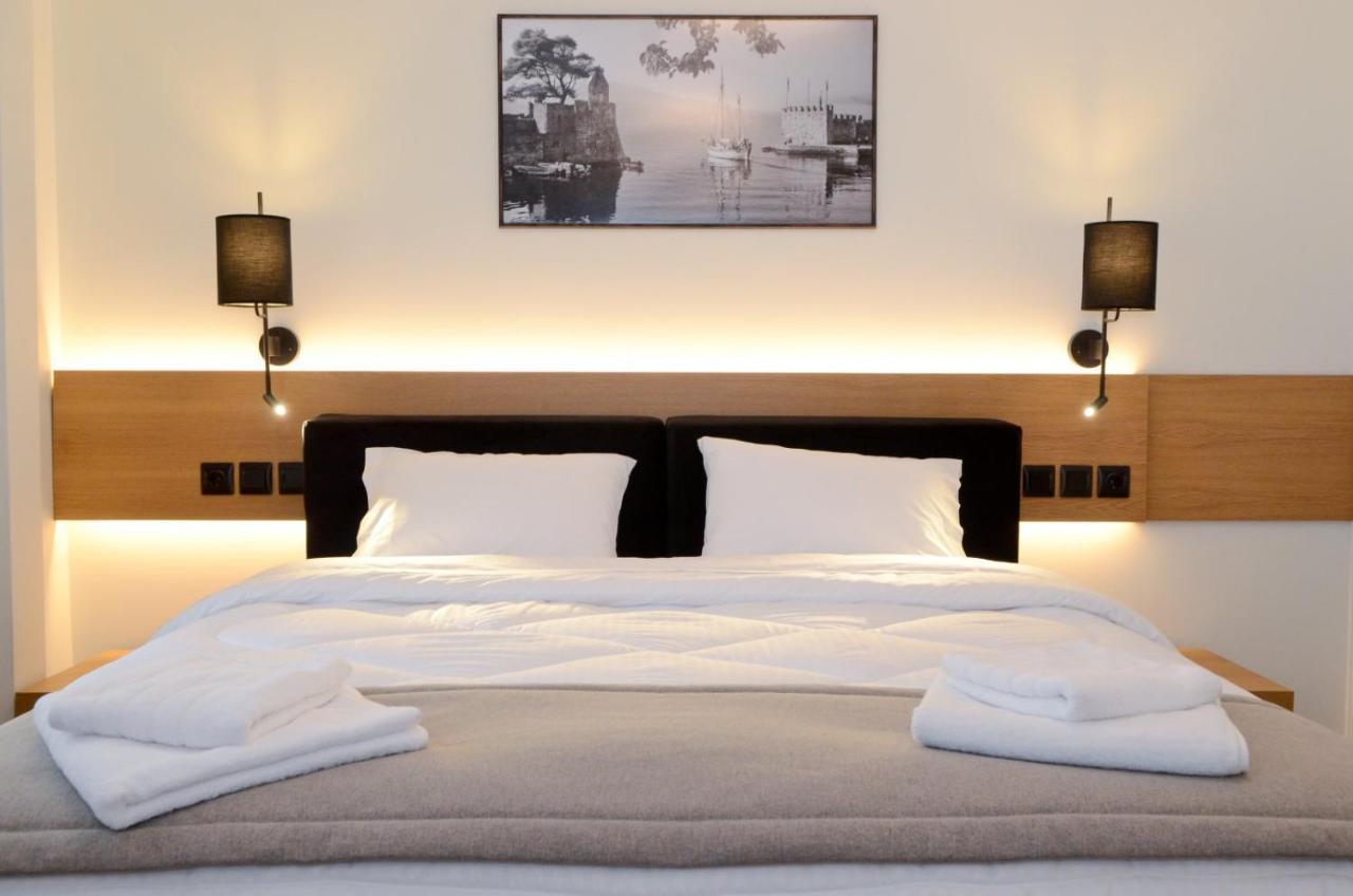 Roloi Suites Nafpaktos Bagian luar foto