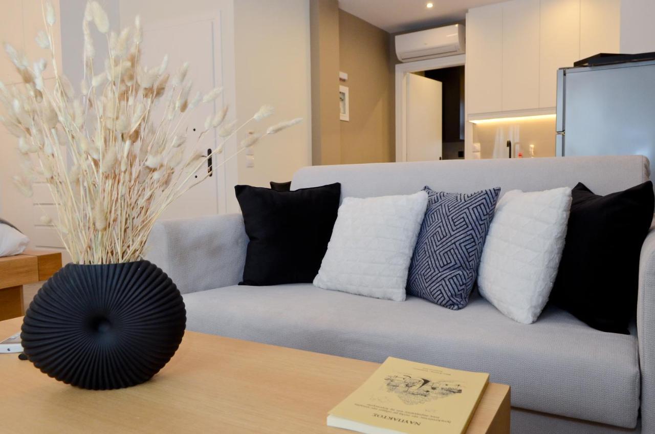 Roloi Suites Nafpaktos Bagian luar foto