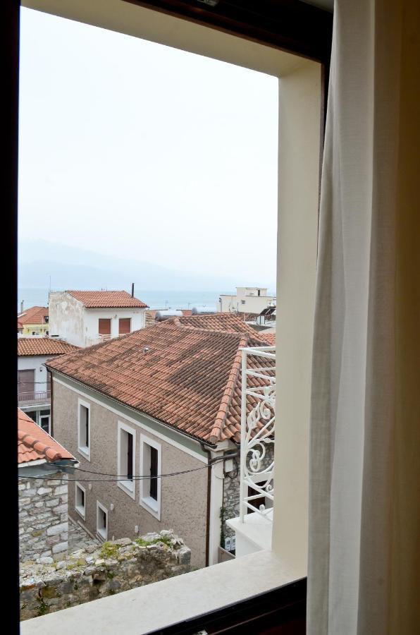 Roloi Suites Nafpaktos Bagian luar foto