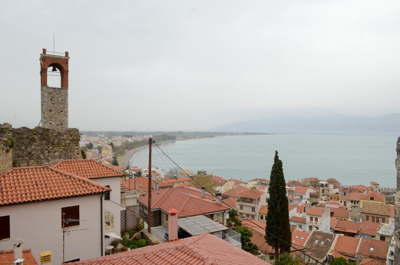 Roloi Suites Nafpaktos Bagian luar foto